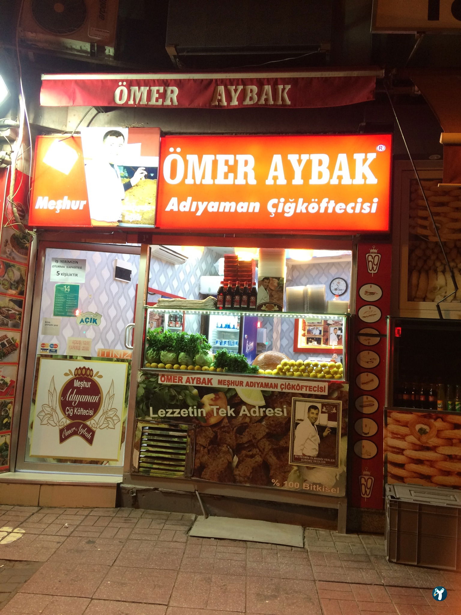 Meşhur Adıyaman Çiğköftecisi Ömer Aybak Kartal (Yukarı Mah. )