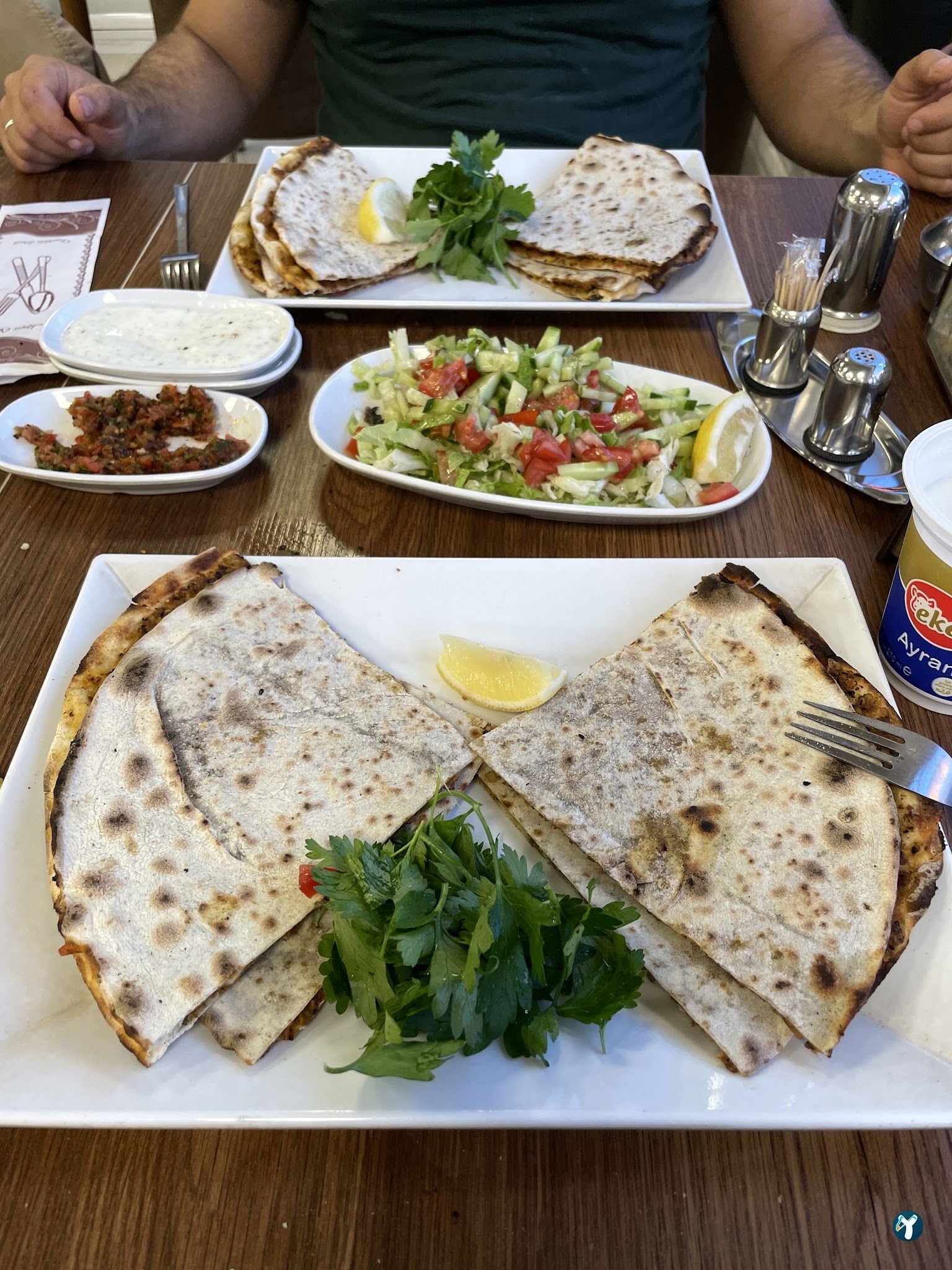 Huzur Pi̇de Kebap Salonu Ahmet Usta'Nin Yeni̇ Yeri̇