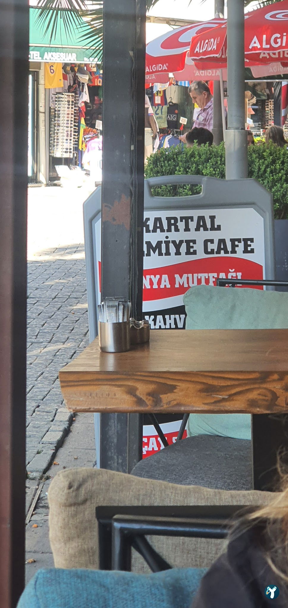 Palmiye Kartal Cafe