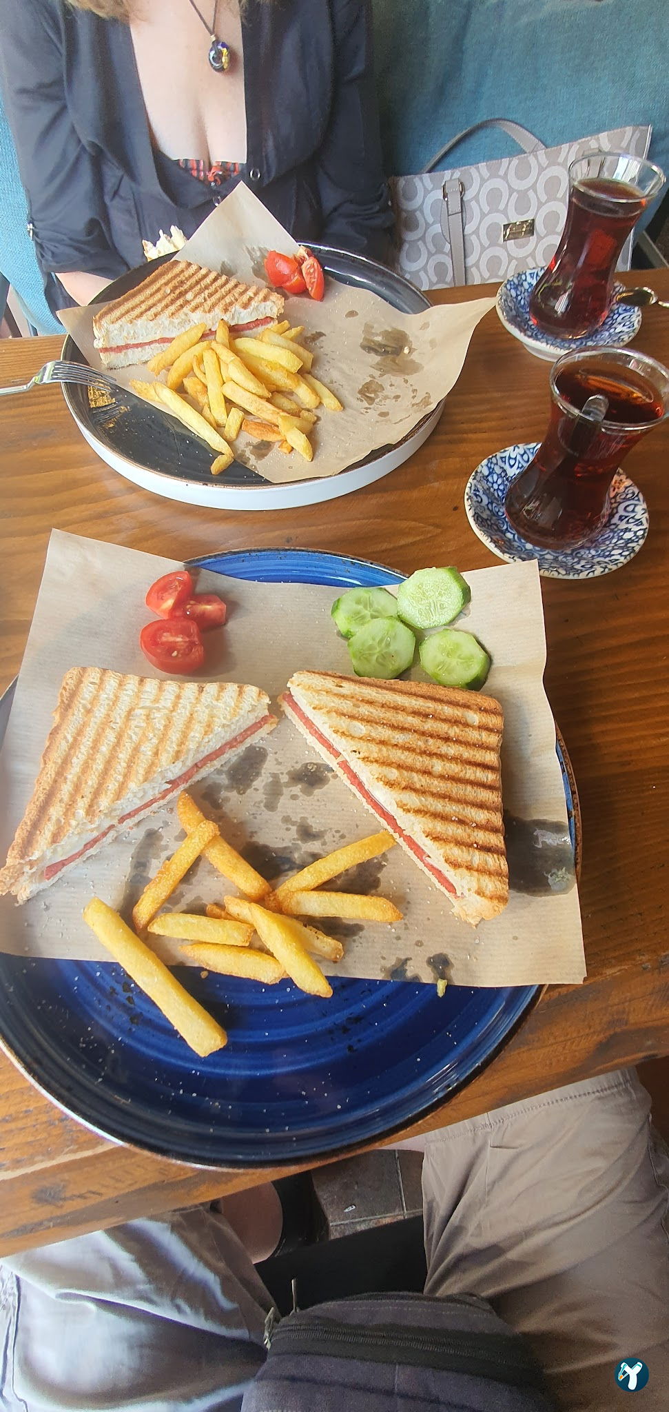 Palmiye Kartal Cafe