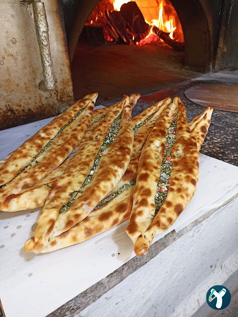 ÜNLÜ PİDE VE LAHMACUN SALONU