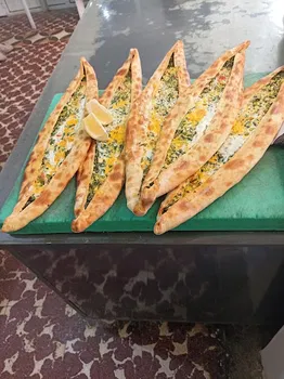 ÜNLÜ PİDE VE LAHMACUN SALONU resimleri