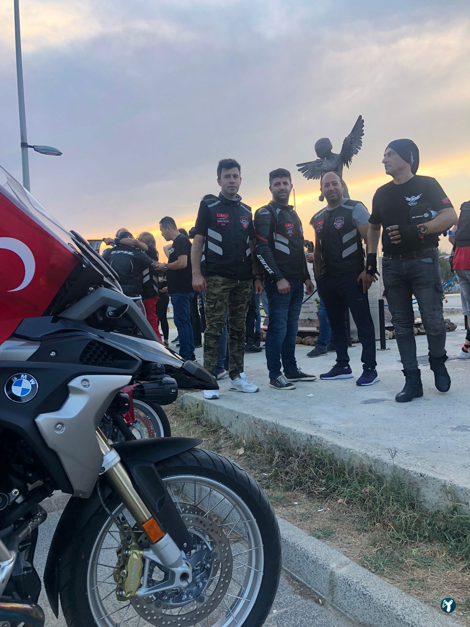 Motorcukafasıbüfe