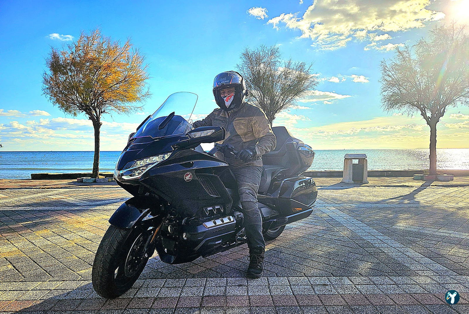 Motorcukafasıbüfe