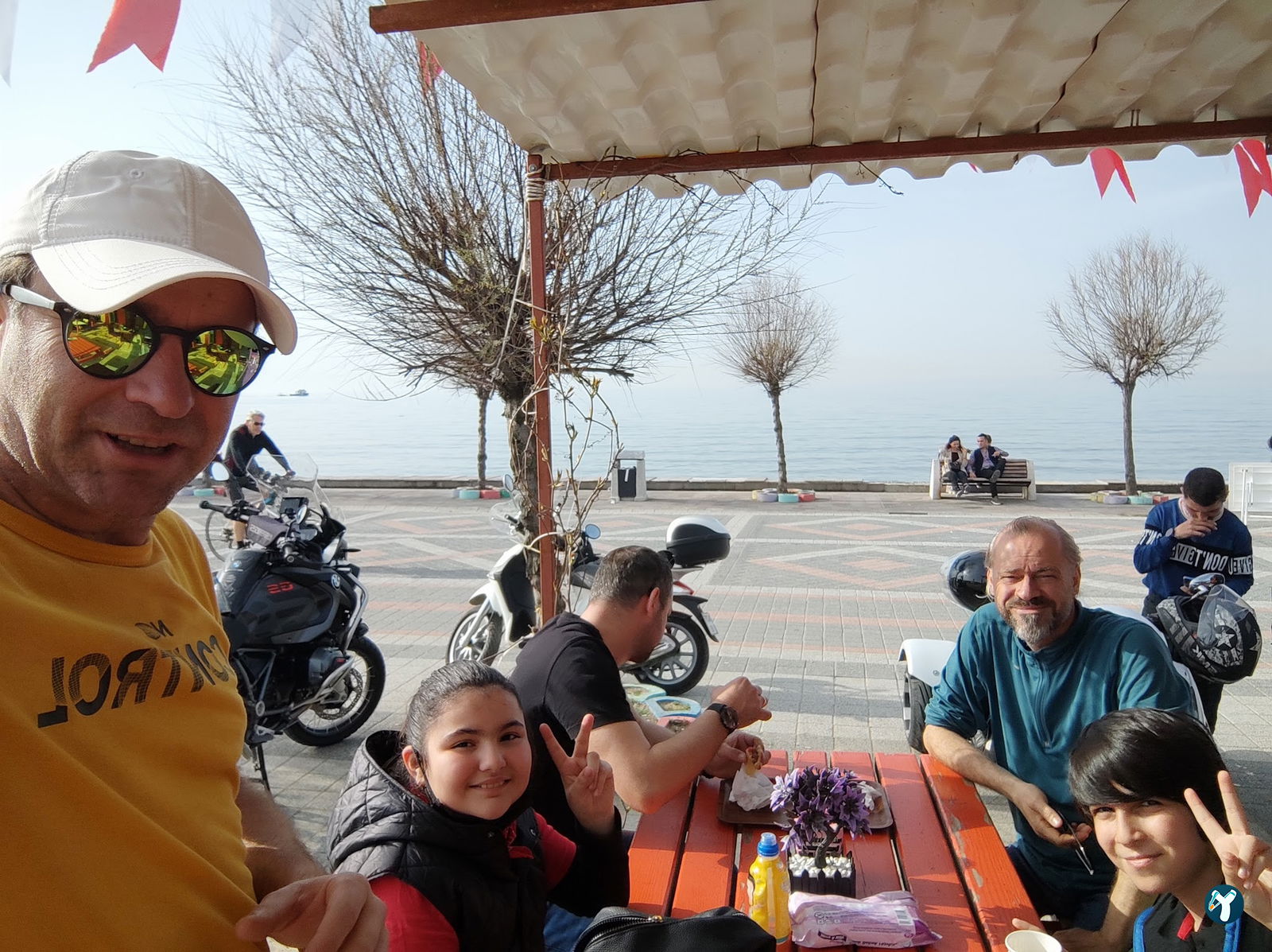 Motorcukafasıbüfe