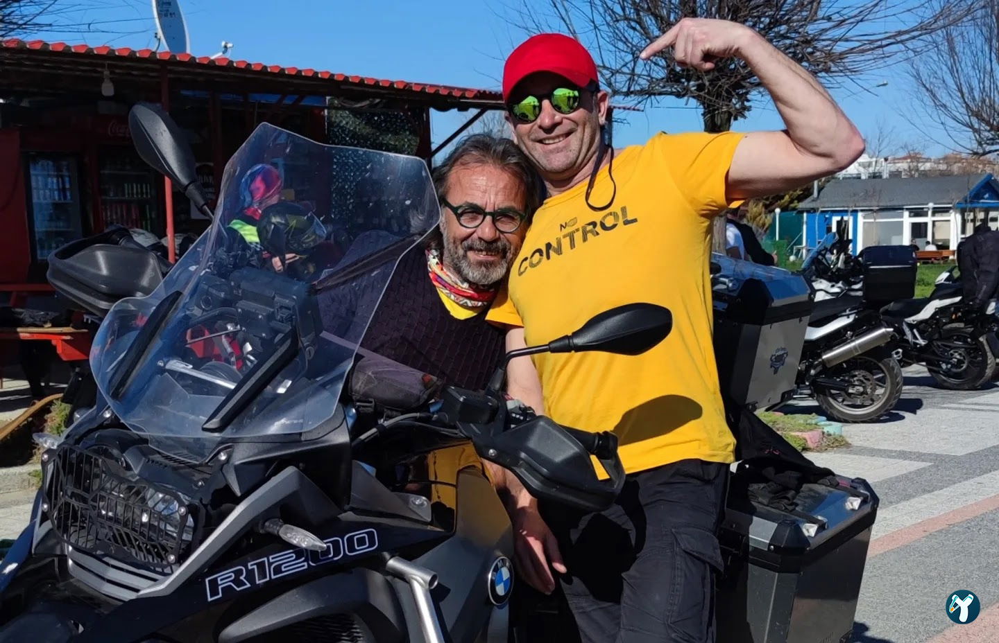 Motorcukafasıbüfe