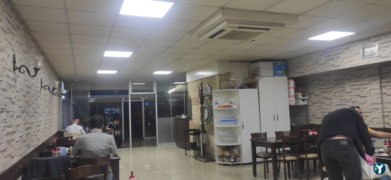 Meşhur Deni̇zli̇ Firin Kebap
