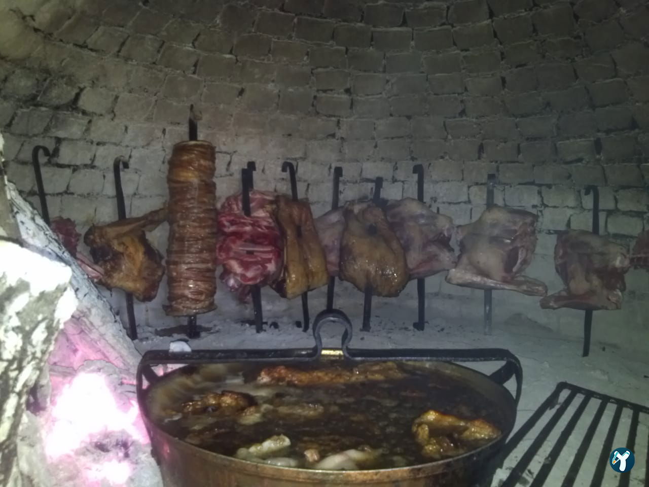 Meşhur Deni̇zli̇ Firin Kebap