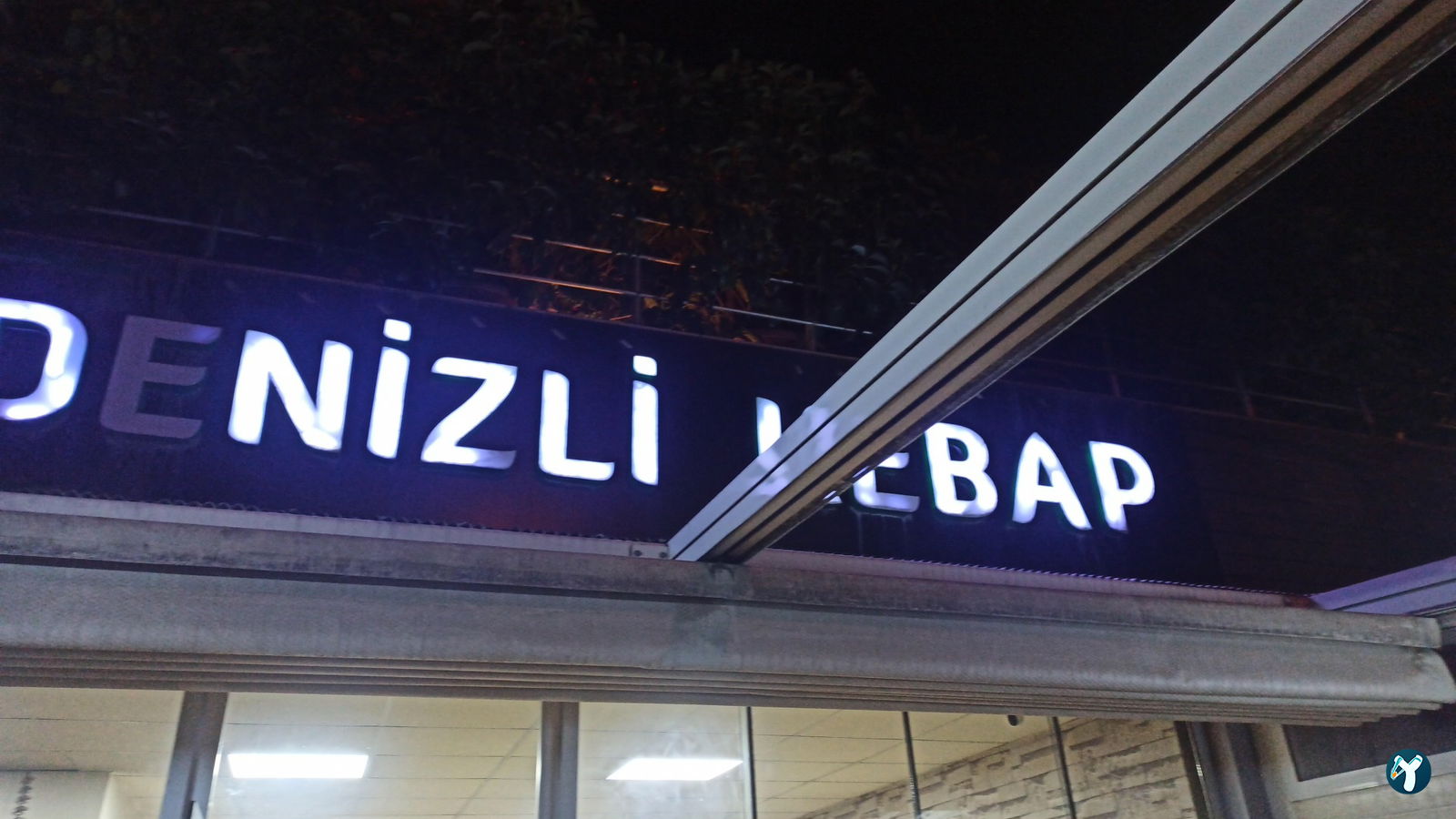 Meşhur Deni̇zli̇ Firin Kebap
