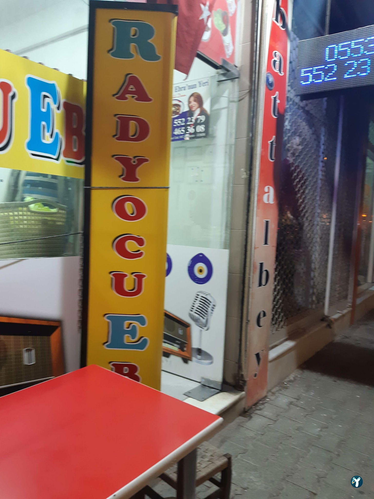 Radyocu Ebru,Nun Yeri