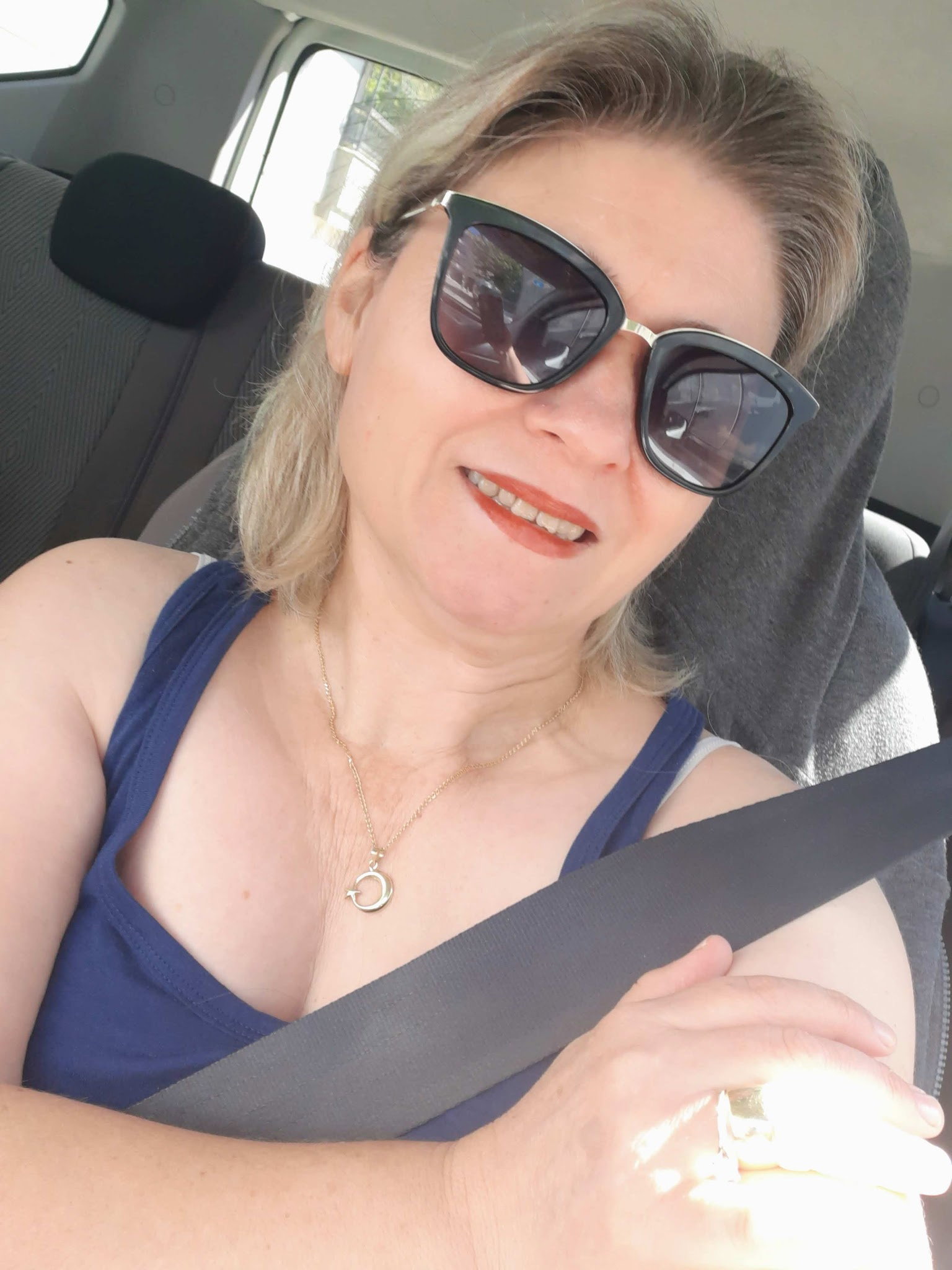 Radyocu Ebru,Nun Yeri