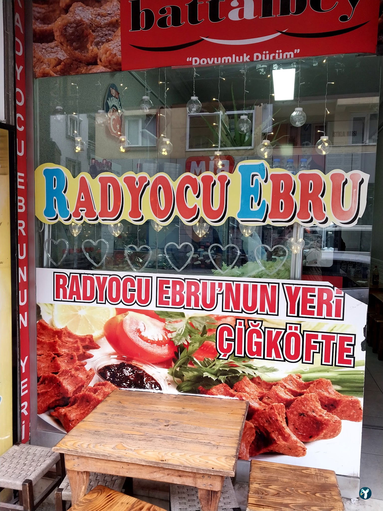 Radyocu Ebru,Nun Yeri