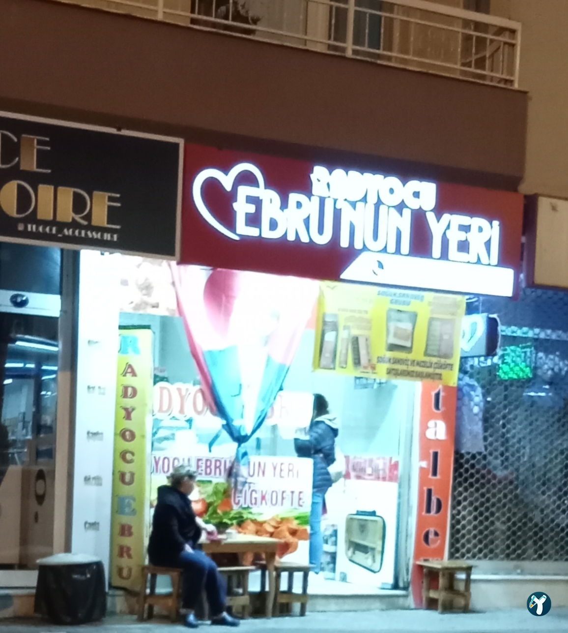 Radyocu Ebru,Nun Yeri