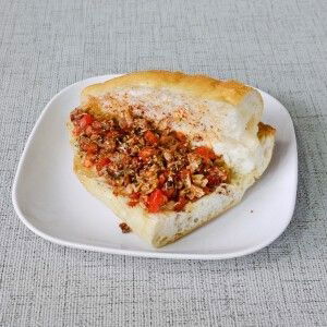 İstanbul Usulü Yarım Ekmek Arası Kokoreç