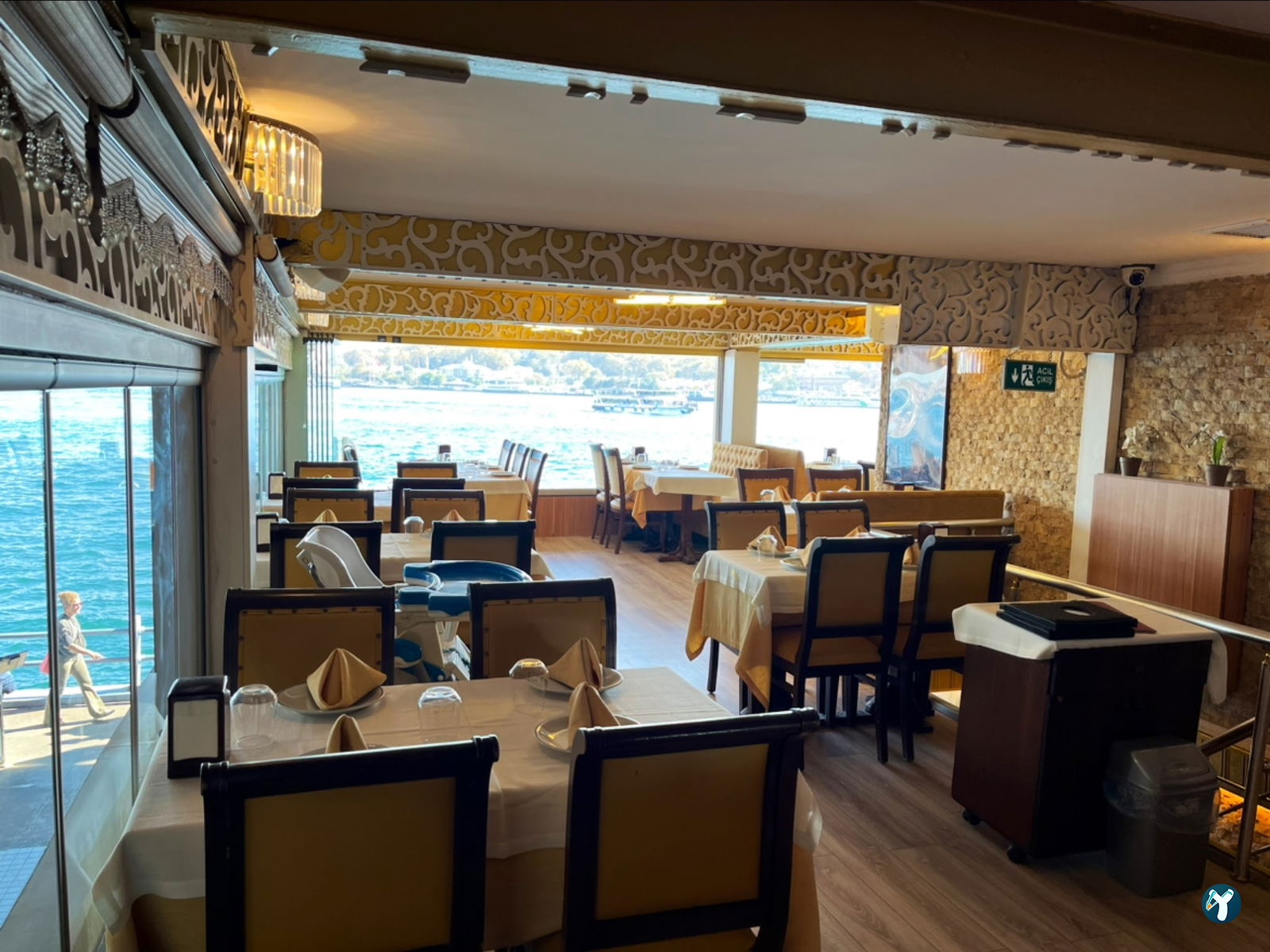 Saray Restaurant