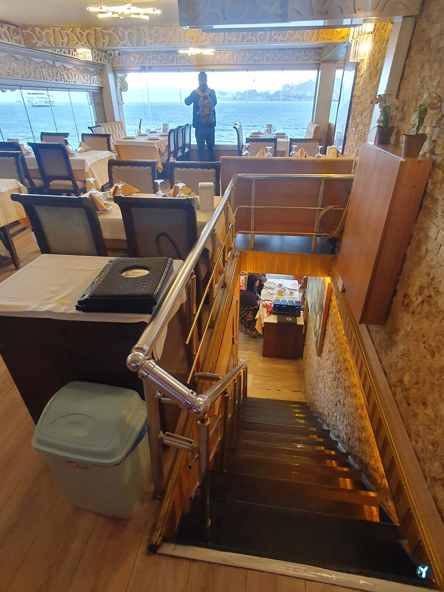 Saray Restaurant