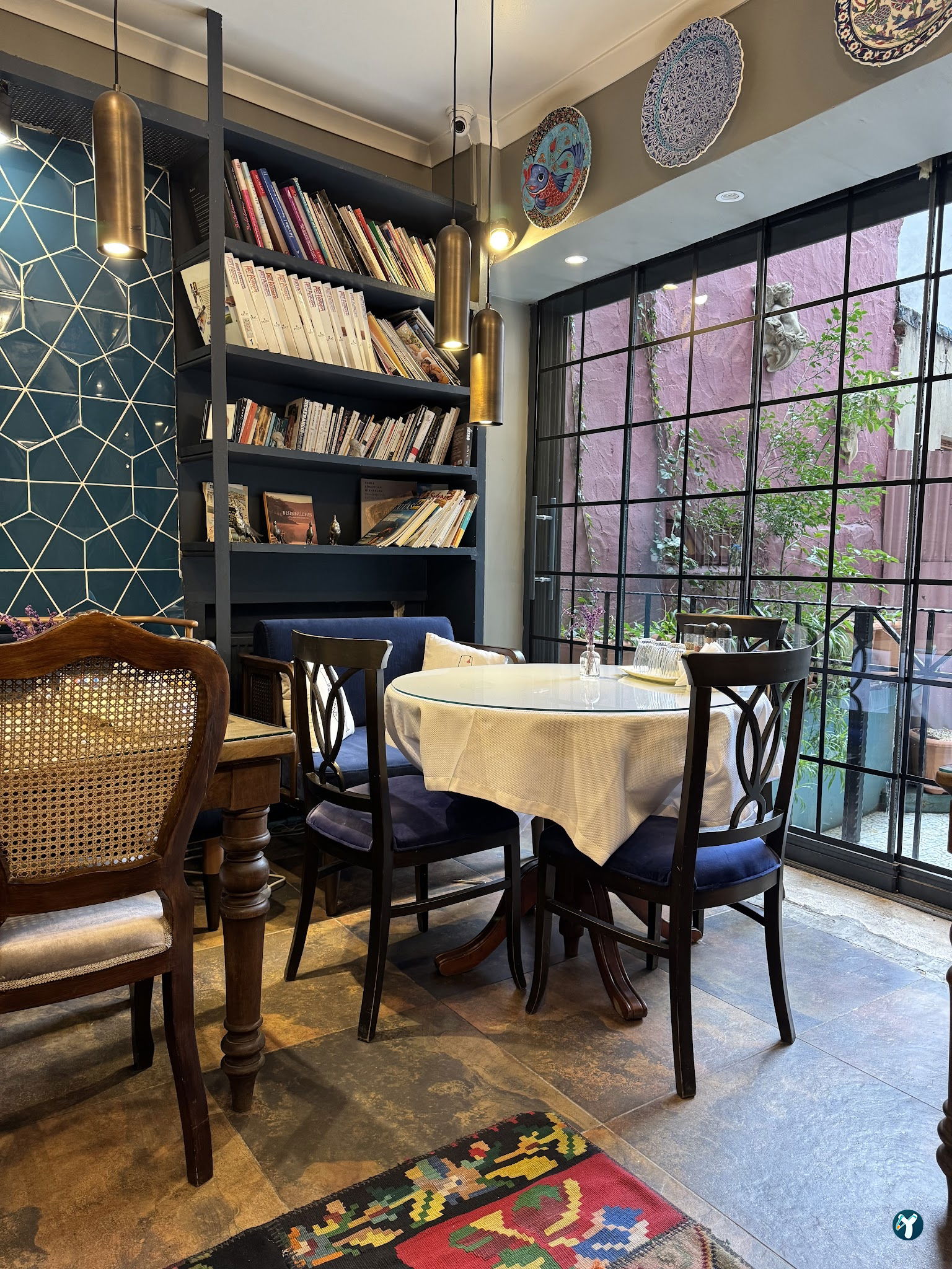 Faik Pasha Cafe, Brasserie, Patisserie