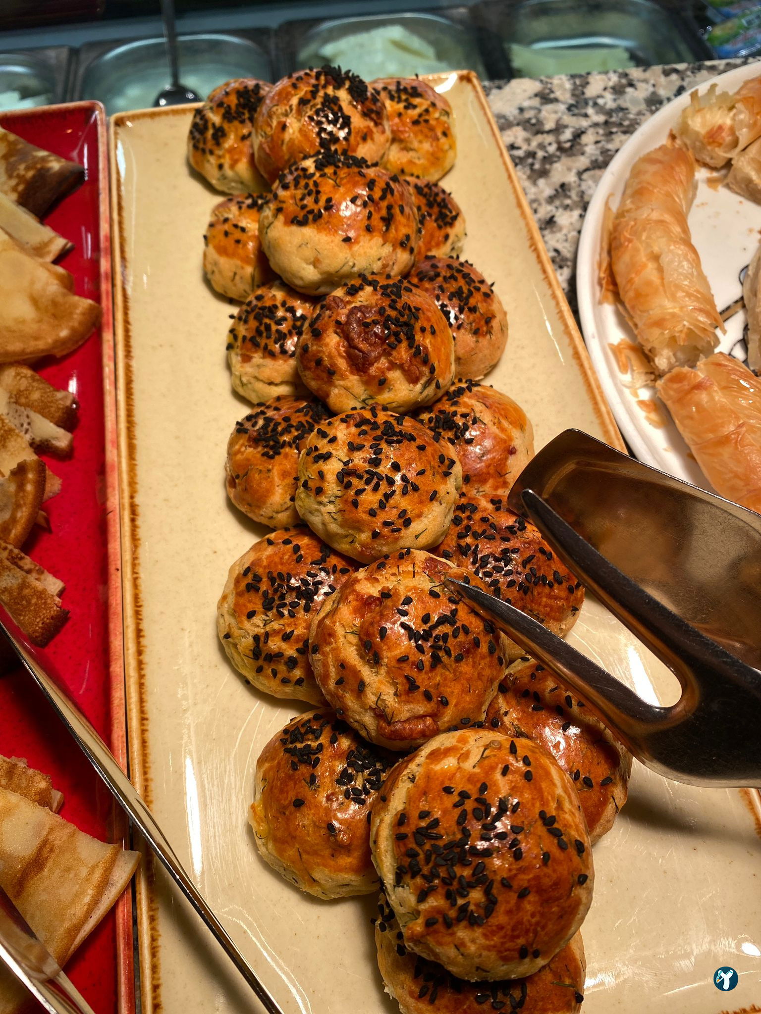 Faik Pasha Cafe, Brasserie, Patisserie