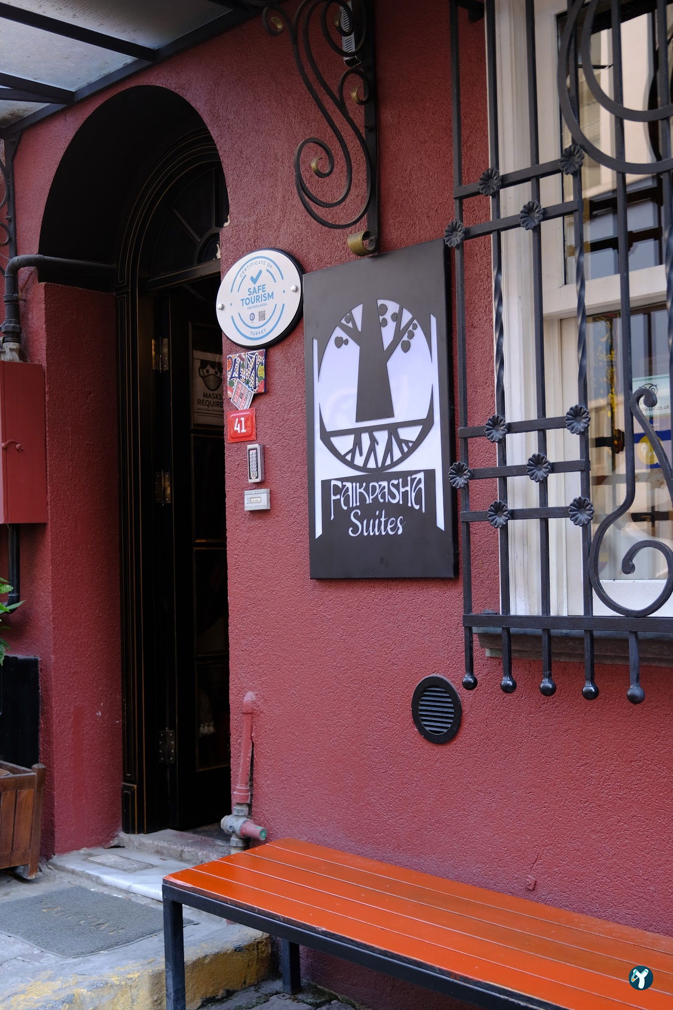 Faik Pasha Cafe, Brasserie, Patisserie