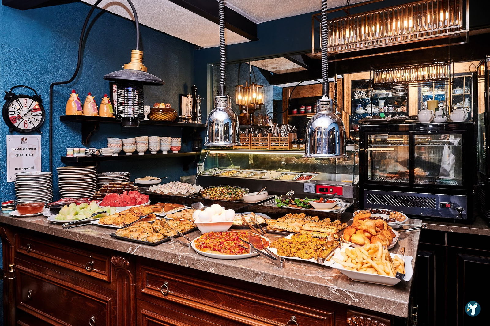 Faik Pasha Cafe, Brasserie, Patisserie