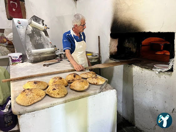 Muhtarın Yeri