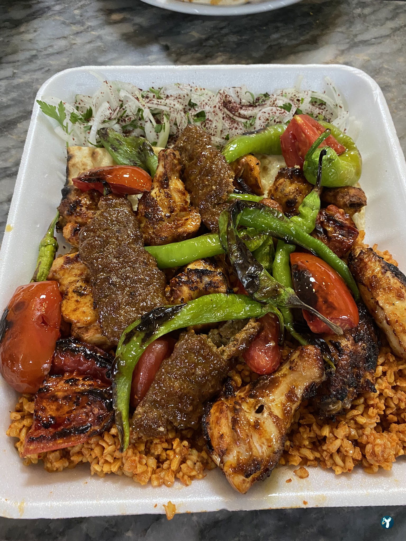 Kardeşler Pi̇de Salonu