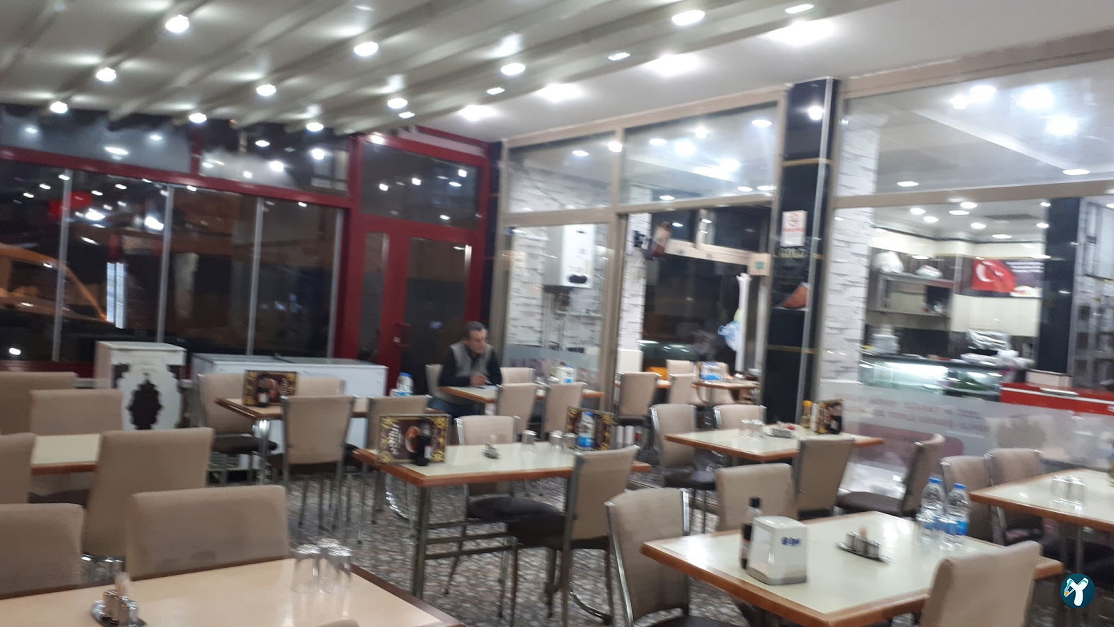 Kardeşler Pi̇de Salonu