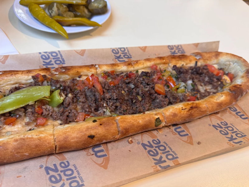 Pekünlü Merkez Pide - Meydan Şb.