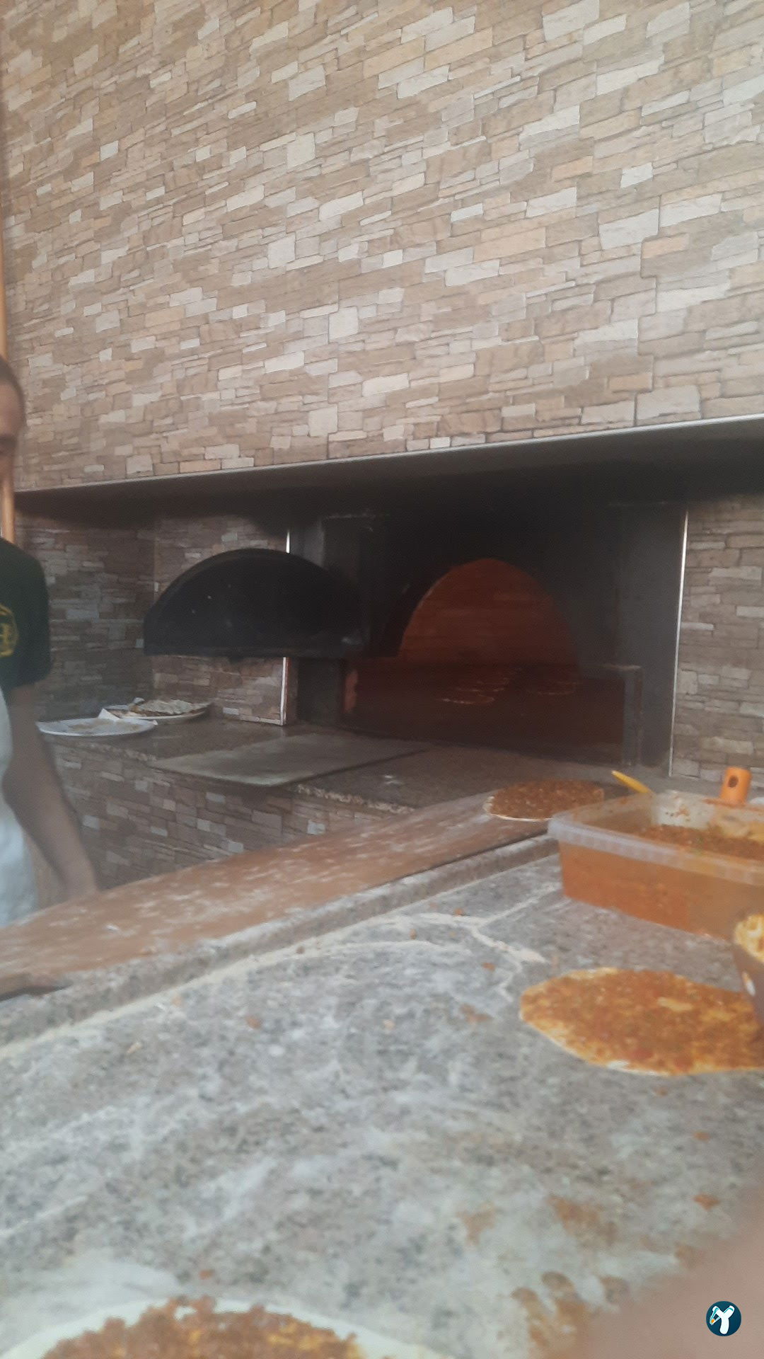 Gönlübol Kebap Lahmacun Salonu