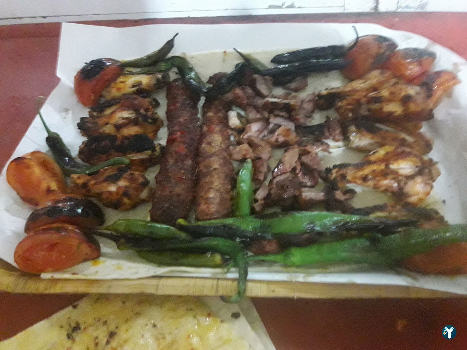 Gönlübol Kebap Lahmacun Salonu