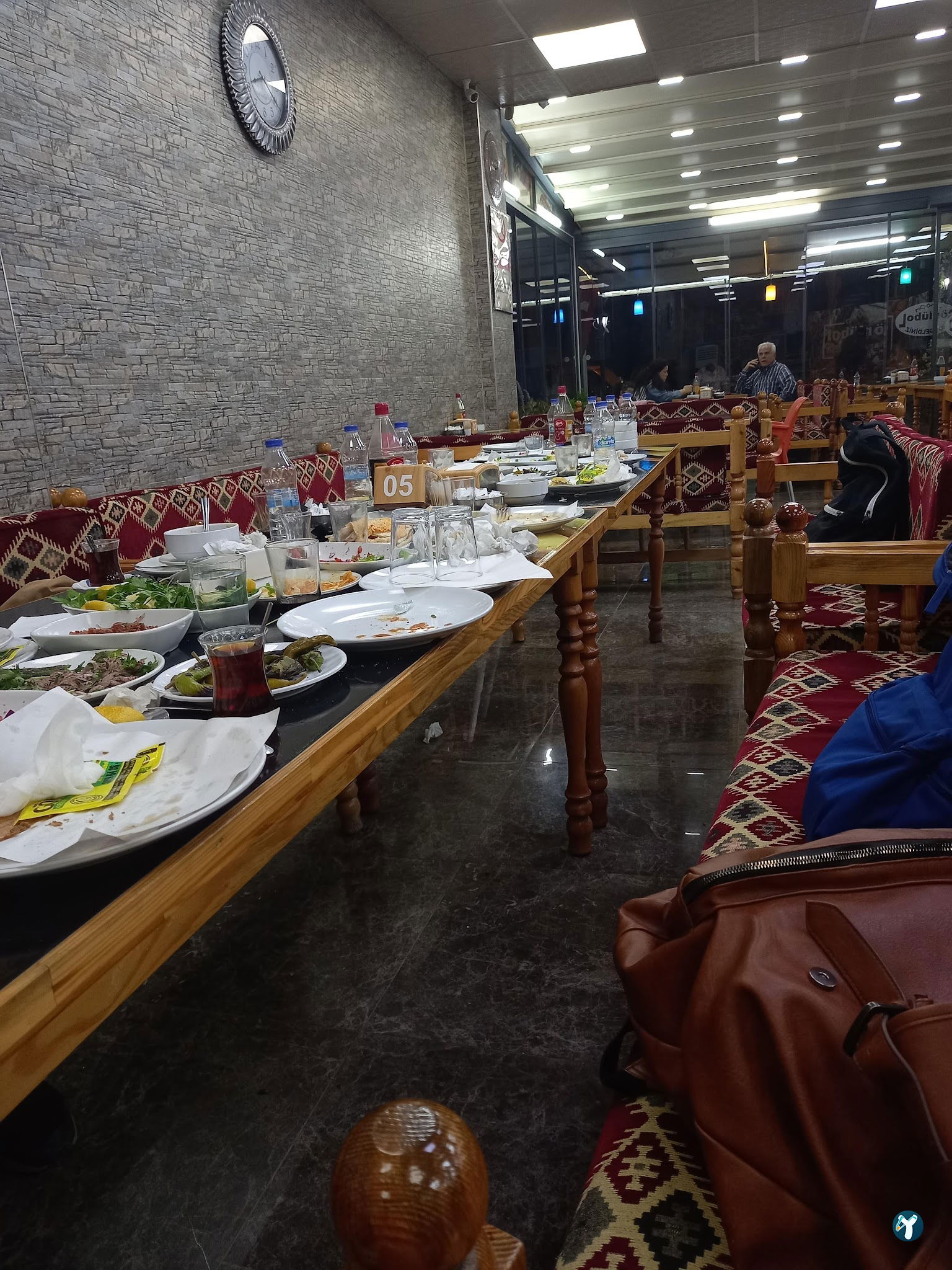 Gönlübol Kebap Lahmacun Salonu
