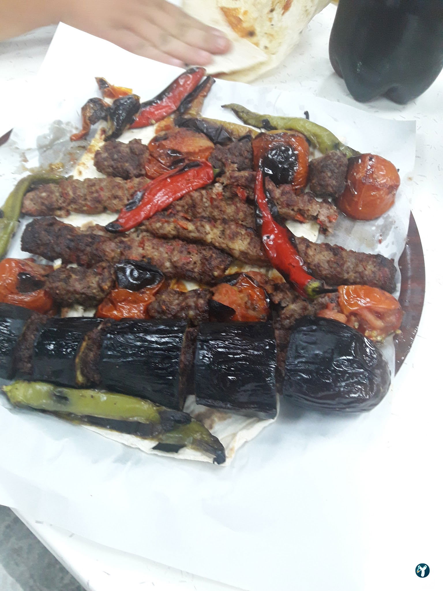 Gönlübol Kebap Lahmacun Salonu