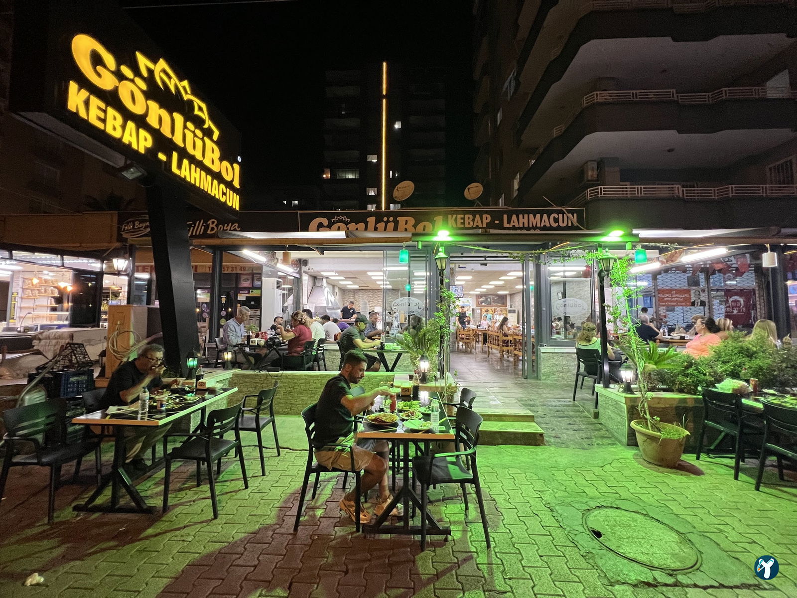 Gönlübol Kebap Lahmacun Salonu