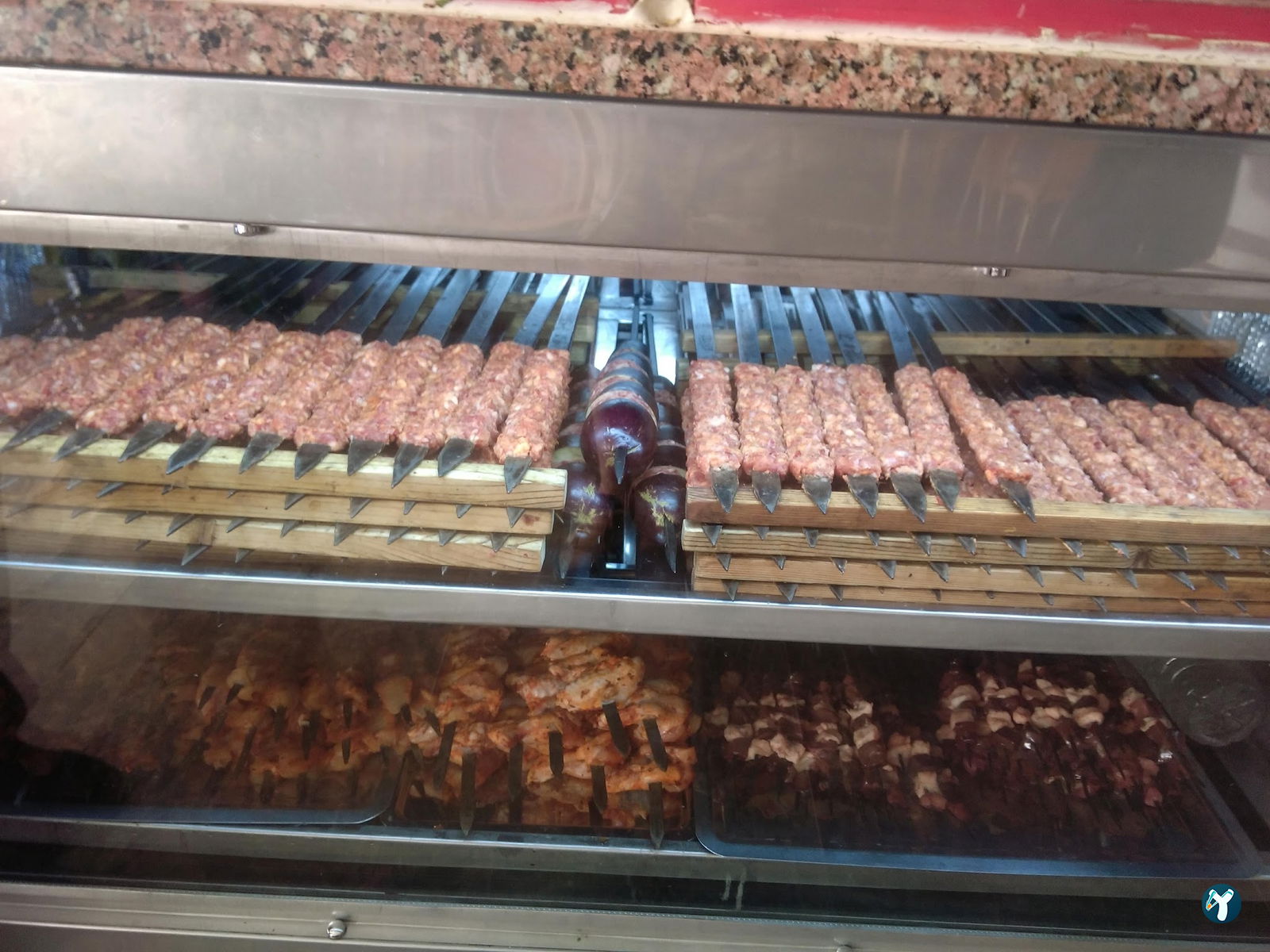 Gönlübol Kebap Lahmacun Salonu