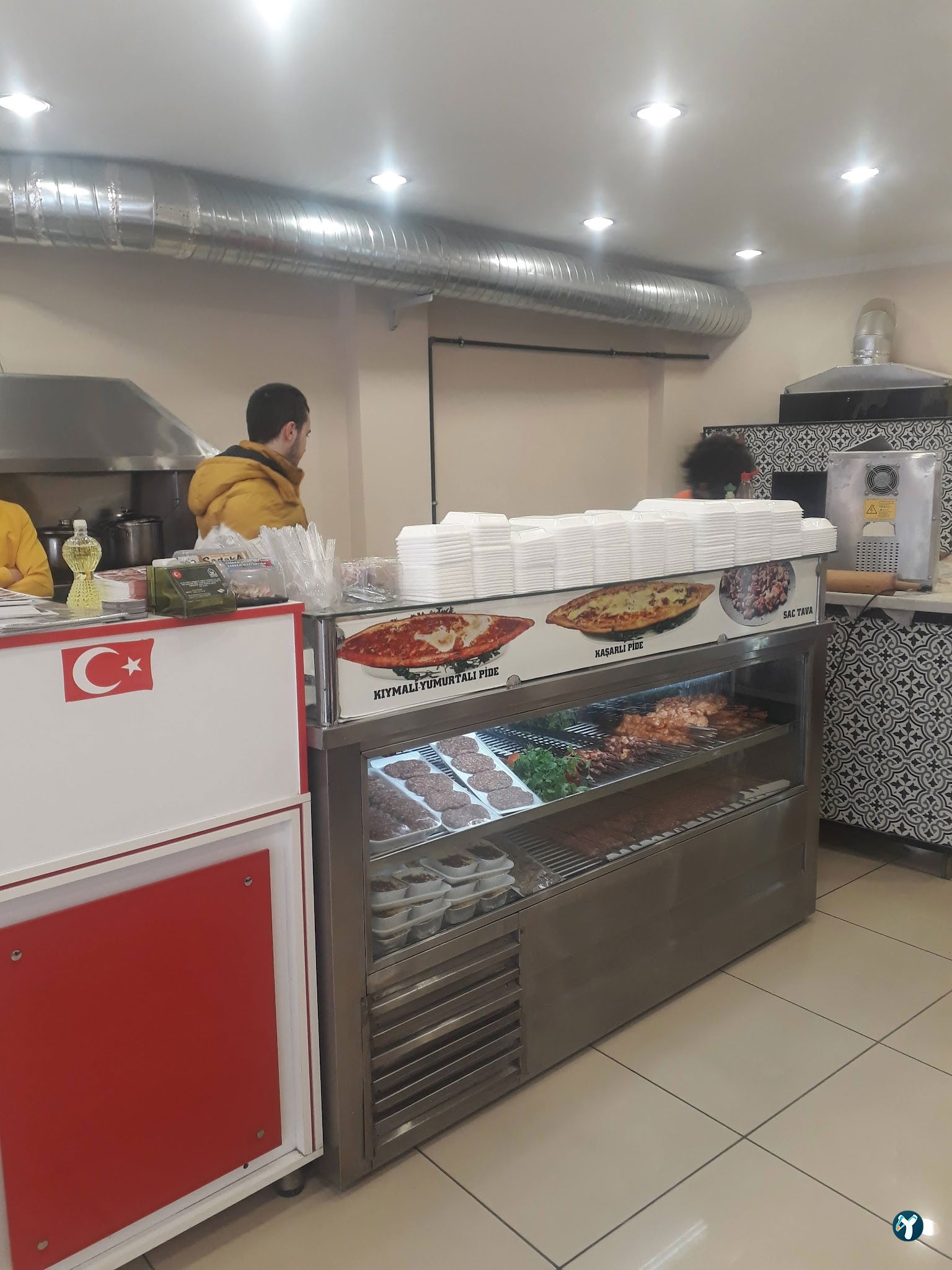 Lezzet Kebap Ve Lahmacun Salonu