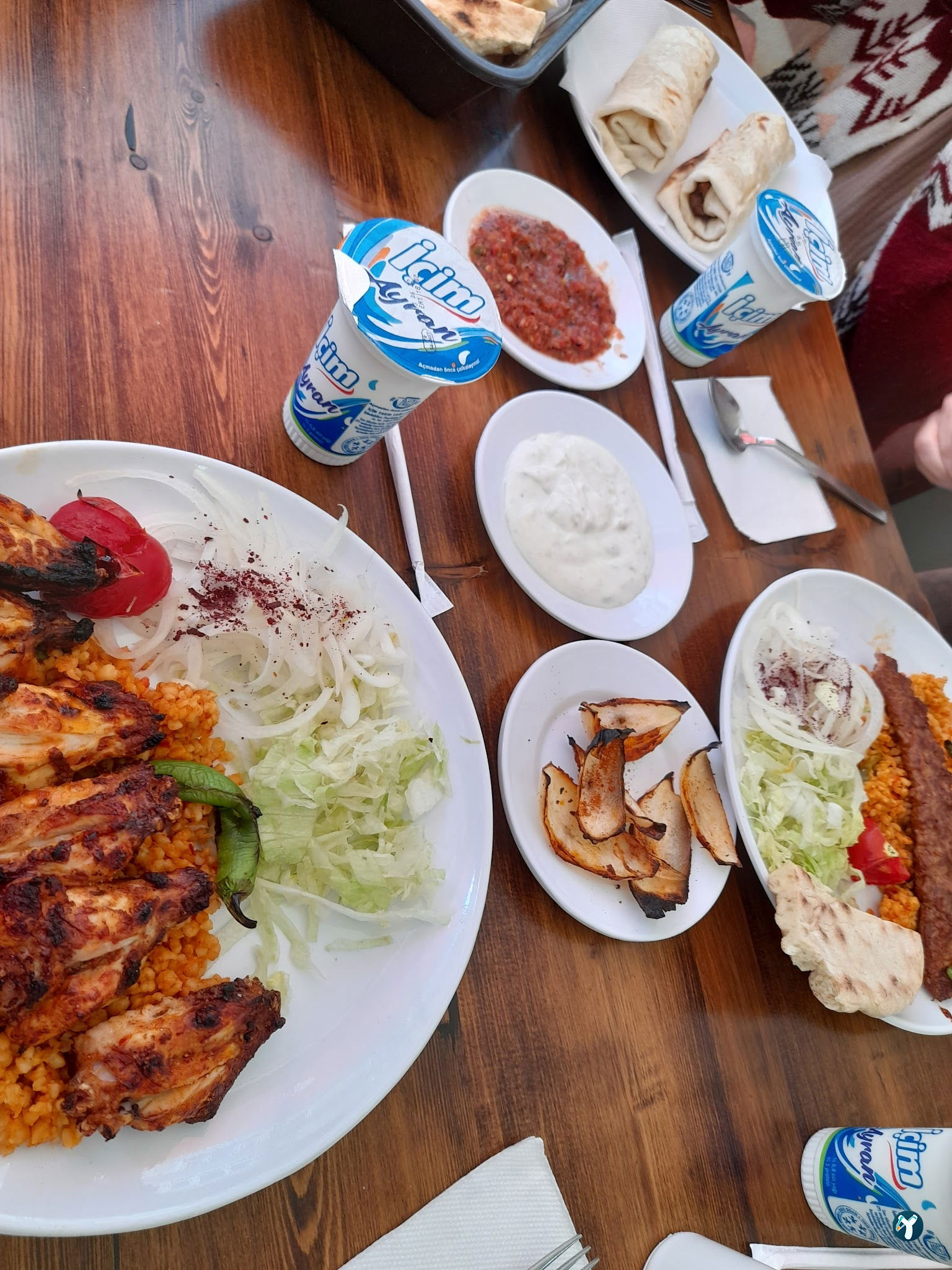 Lezzet Kebap Ve Lahmacun Salonu