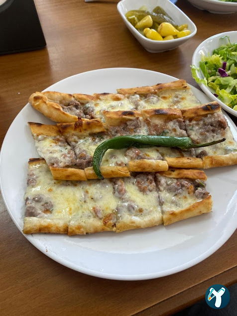 Meshur Nazilli Pide ve Corba Salonu