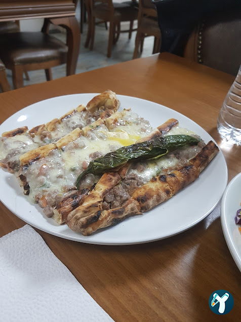 Meshur Nazilli Pide ve Corba Salonu