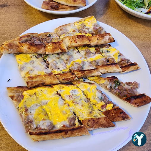 Meshur Nazilli Pide ve Corba Salonu
