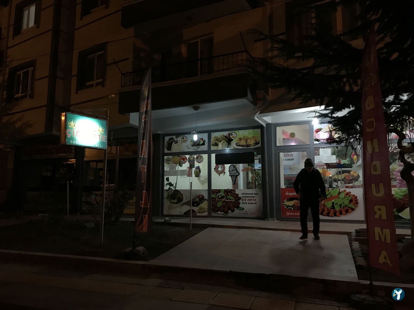 Kral Çiğköfte Dondurma Tatlı Midye
