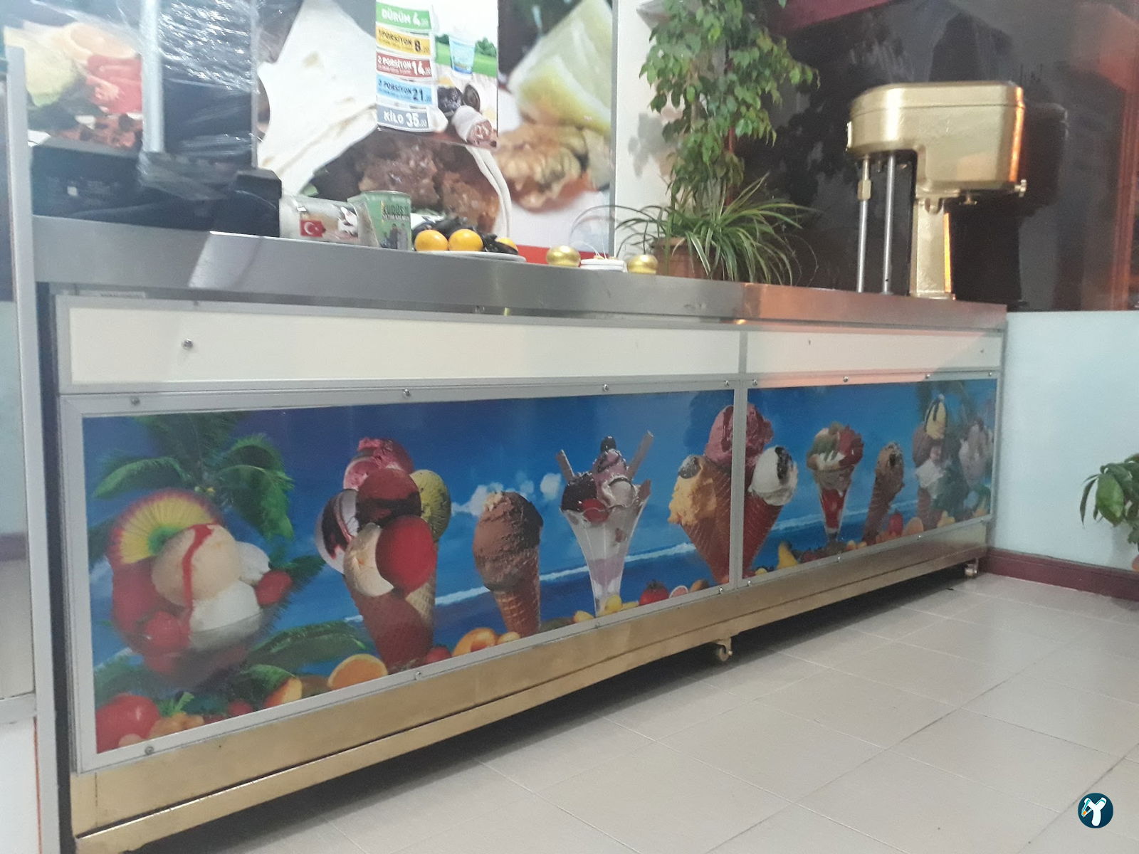 Kral Çiğköfte Dondurma Tatlı Midye