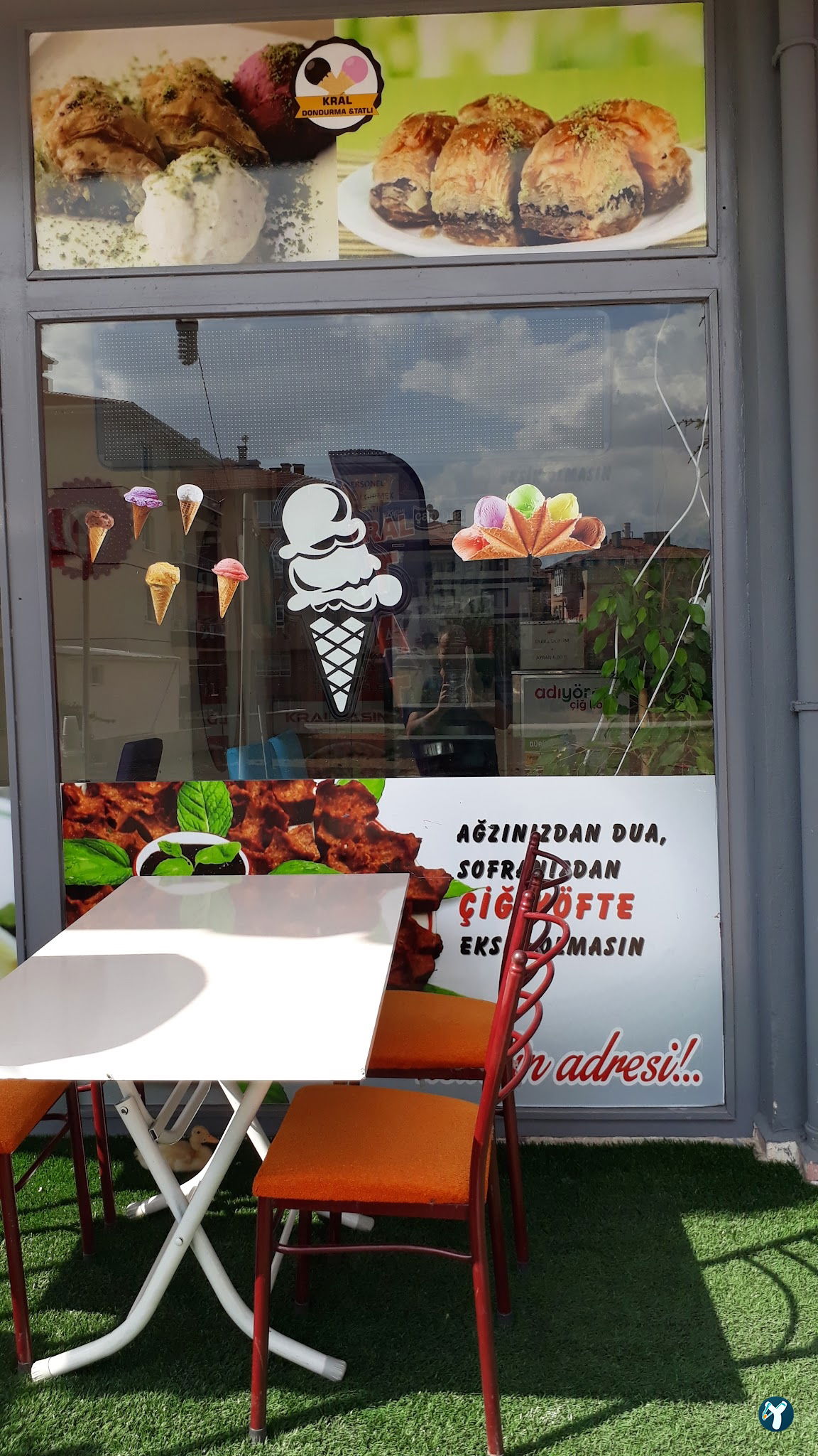 Kral Çiğköfte Dondurma Tatlı Midye