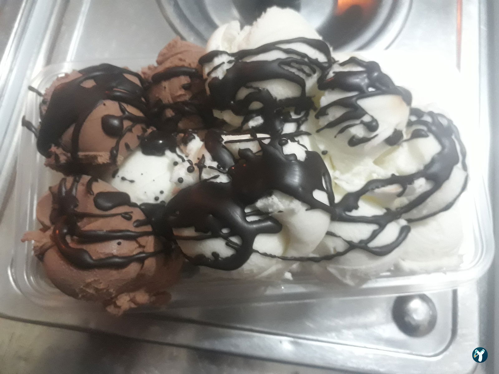 Kral Çiğköfte Dondurma Tatlı Midye