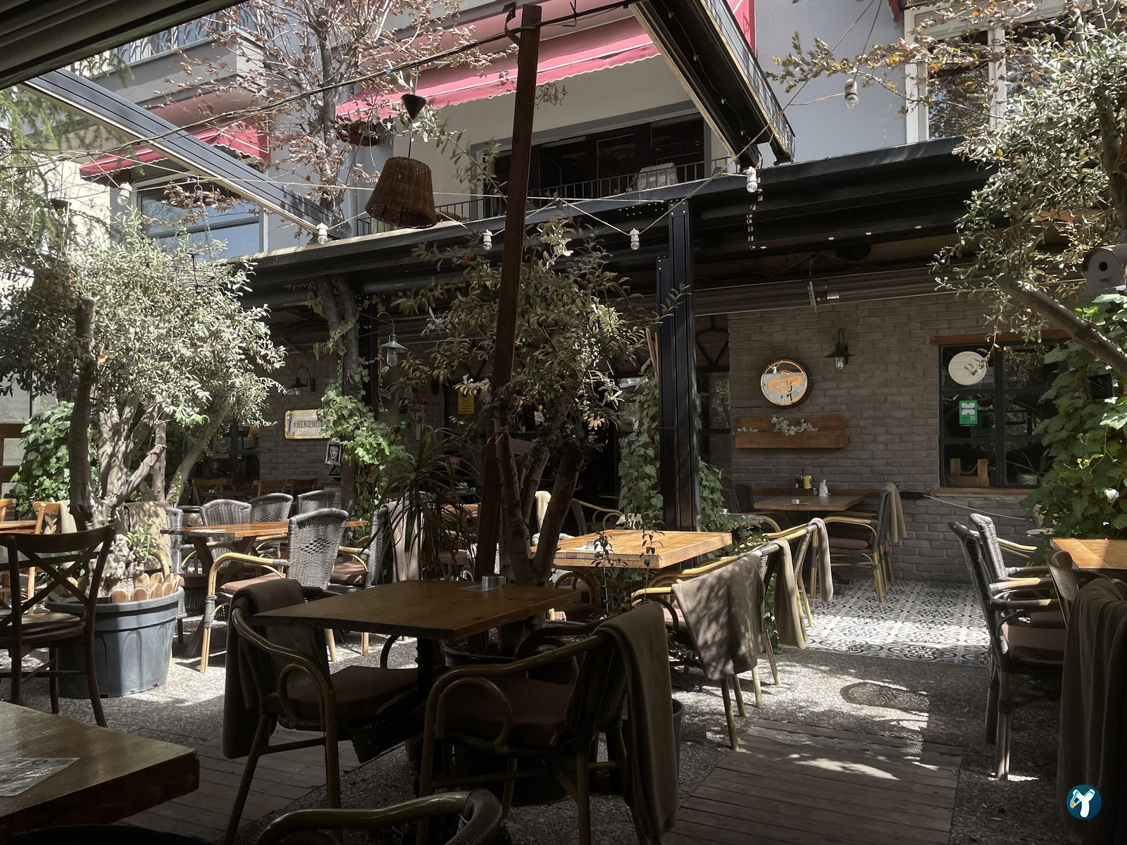 Cafe Botanica