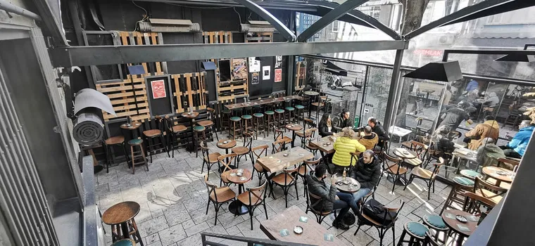 Excuses Café Culture resimleri