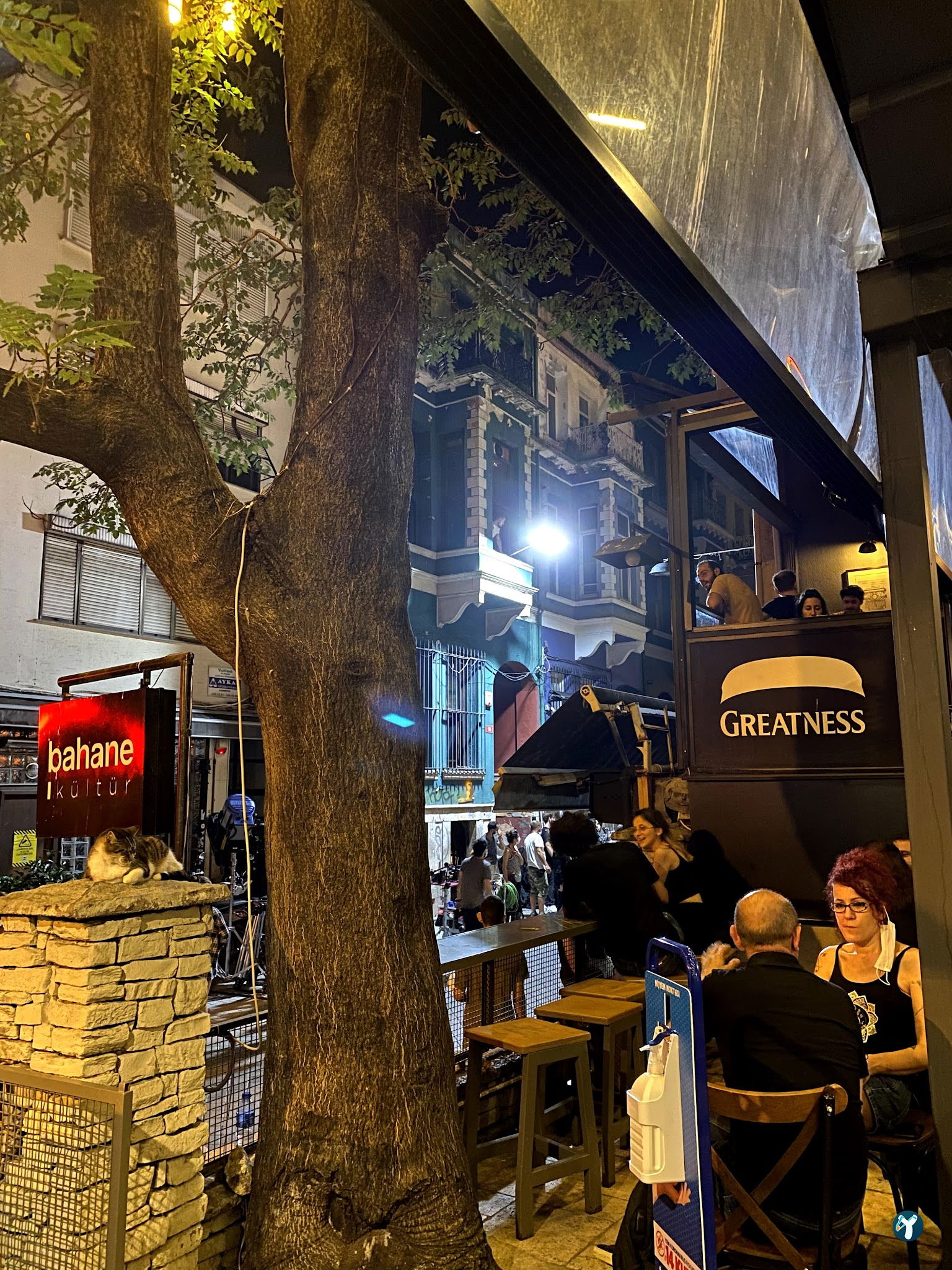 Excuses Café Culture