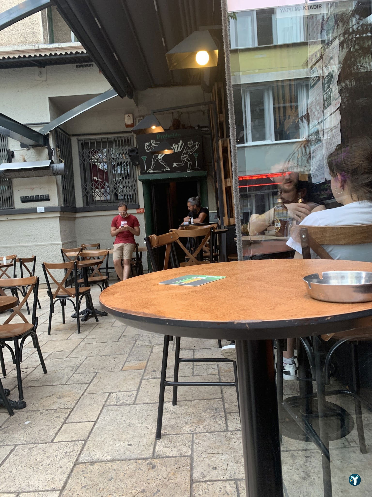 Excuses Café Culture