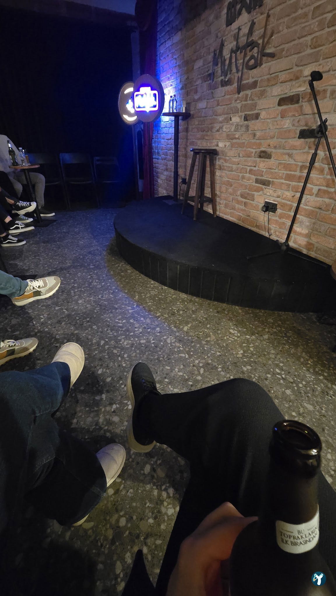 Excuses Café Culture
