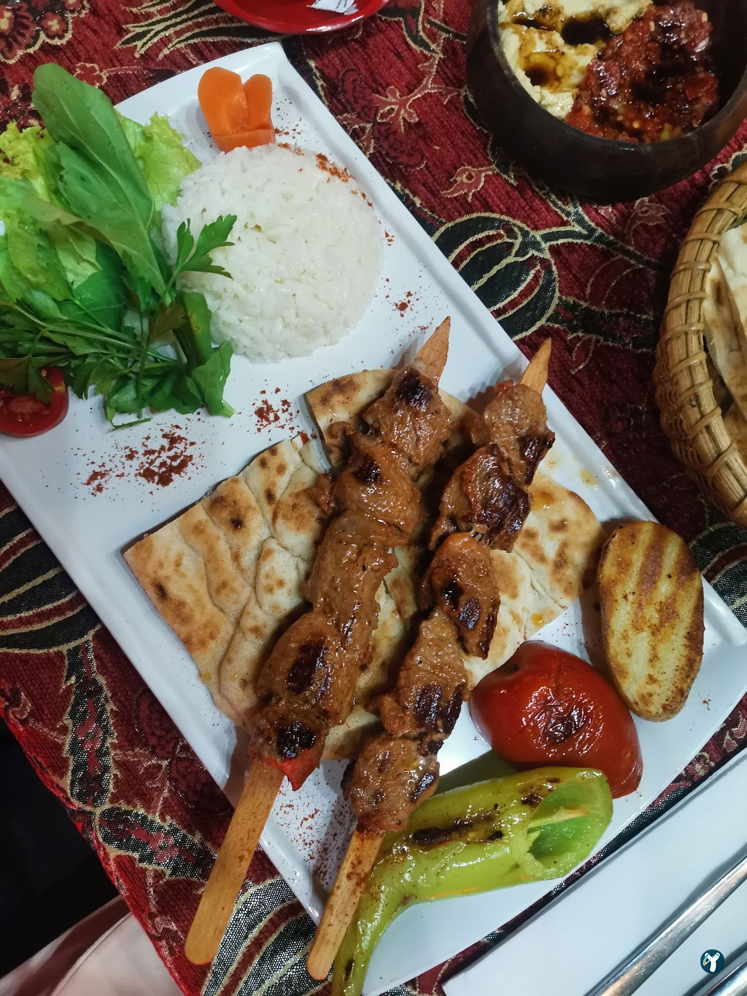 Casa De Madera Restaurant