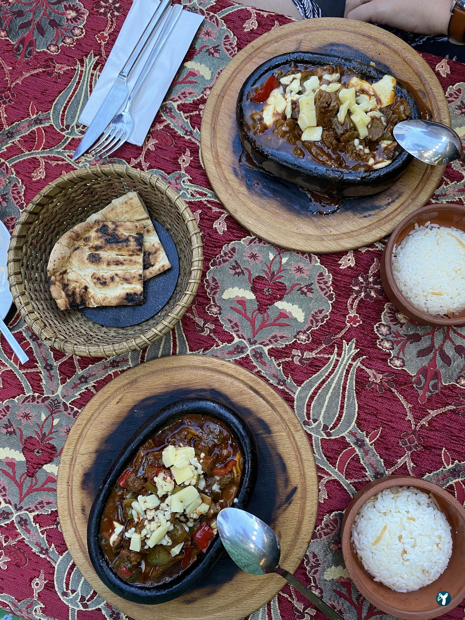 Casa De Madera Restaurant